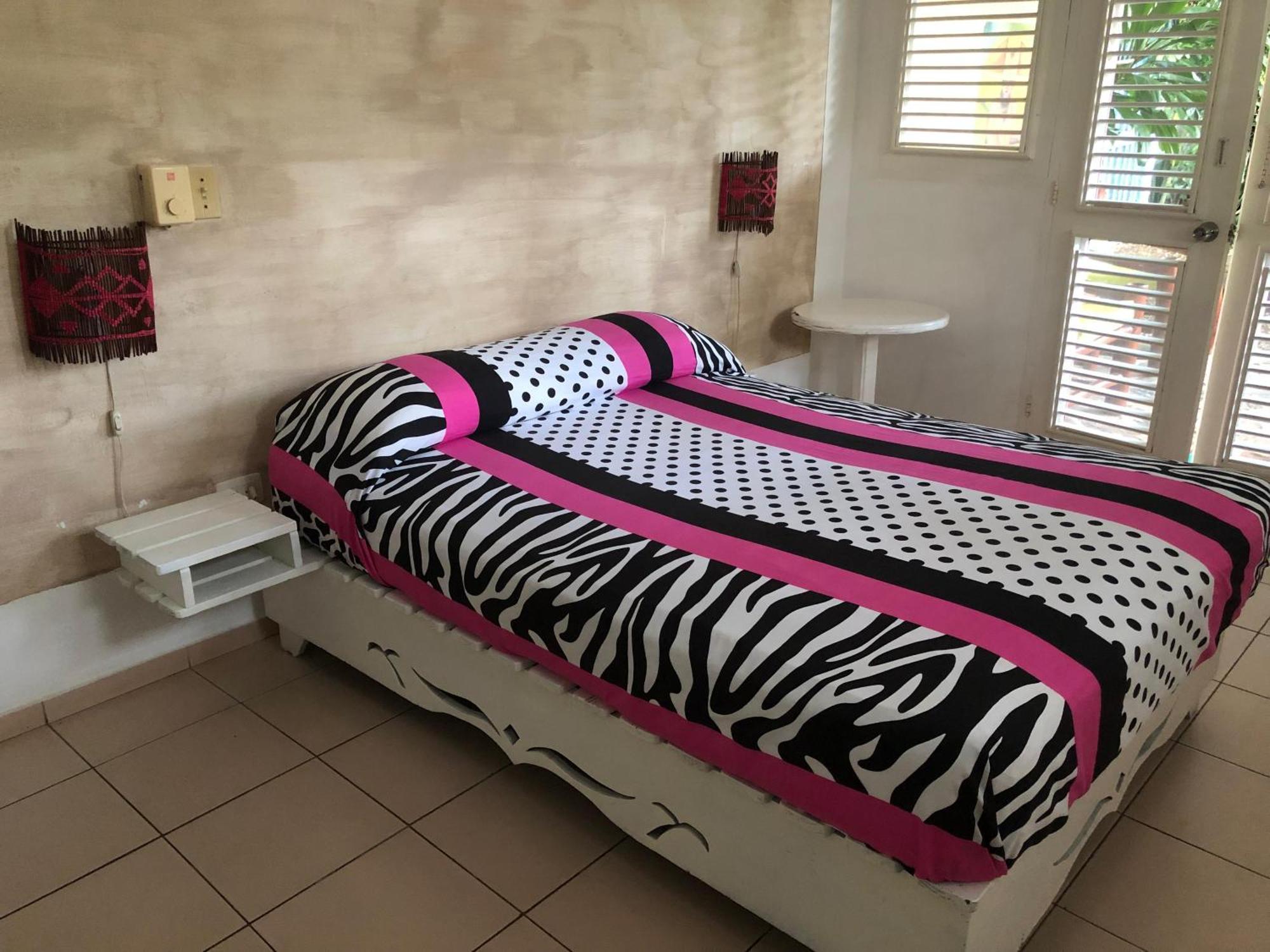 Hotel Casa Robinson Las Terrenas Luaran gambar