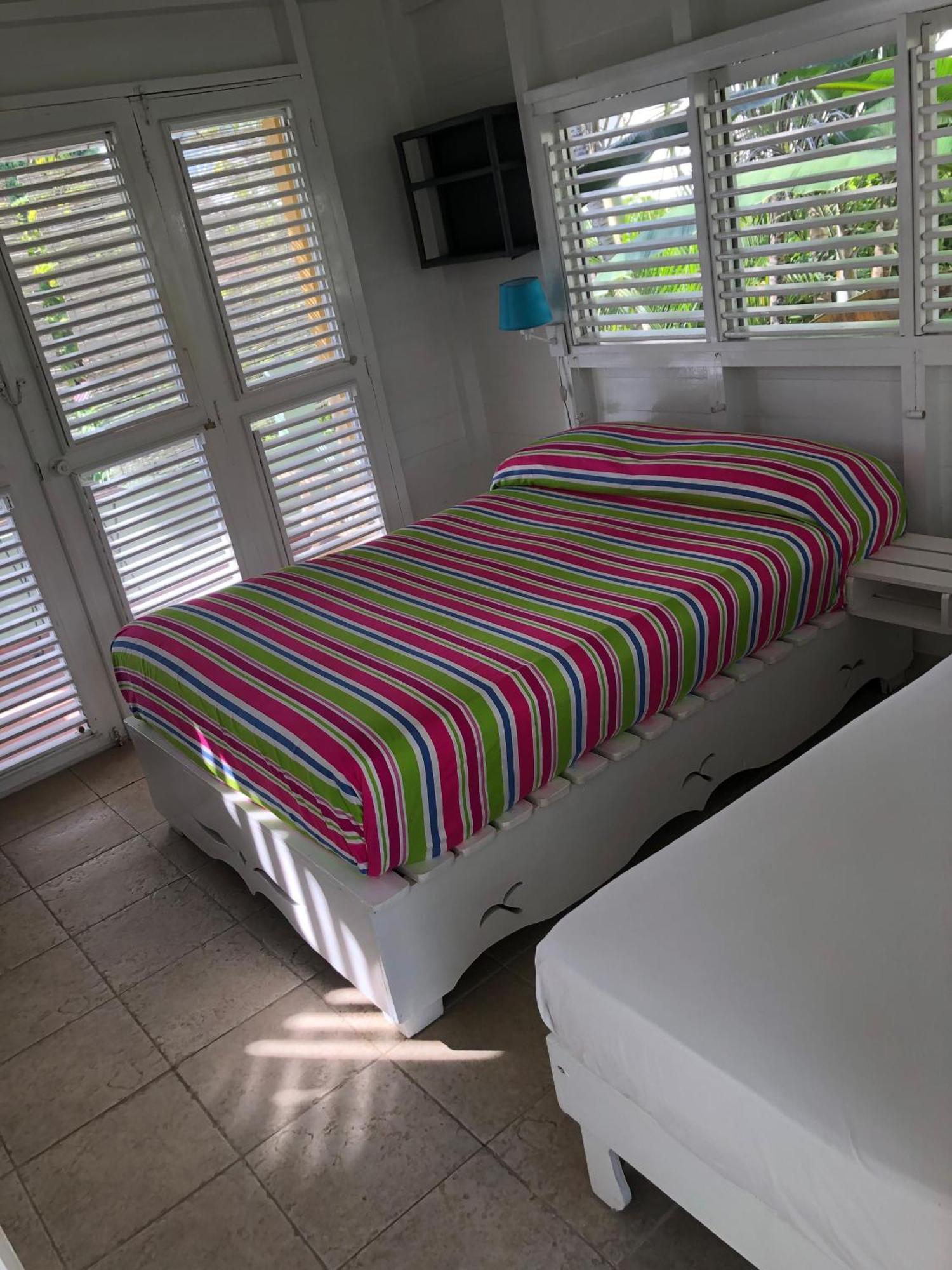 Hotel Casa Robinson Las Terrenas Luaran gambar