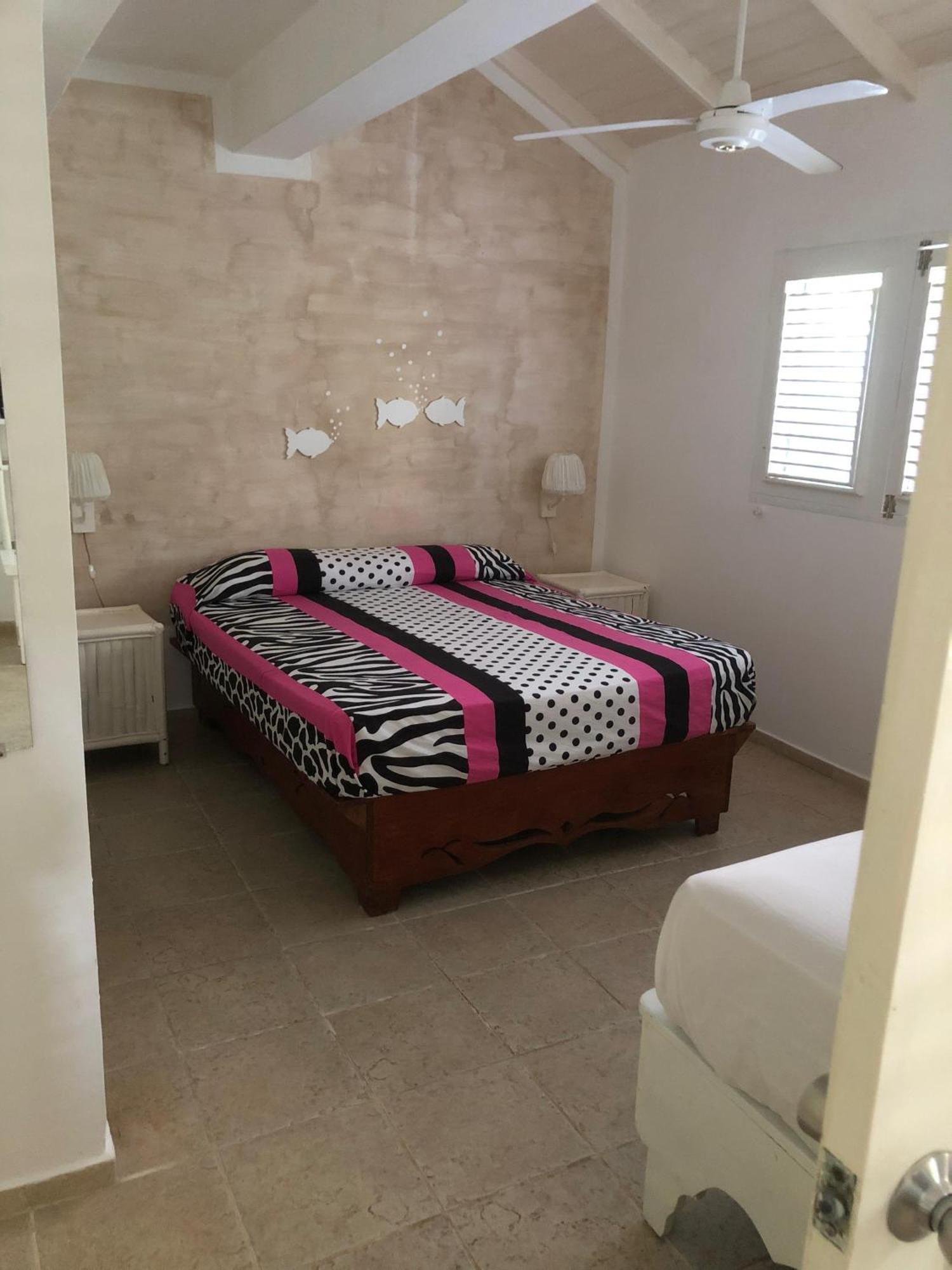Hotel Casa Robinson Las Terrenas Luaran gambar